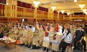 Gubernur Naikkan TPP Guru